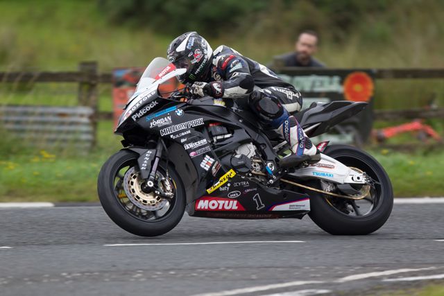 Michael Dunlop Superbike 003>