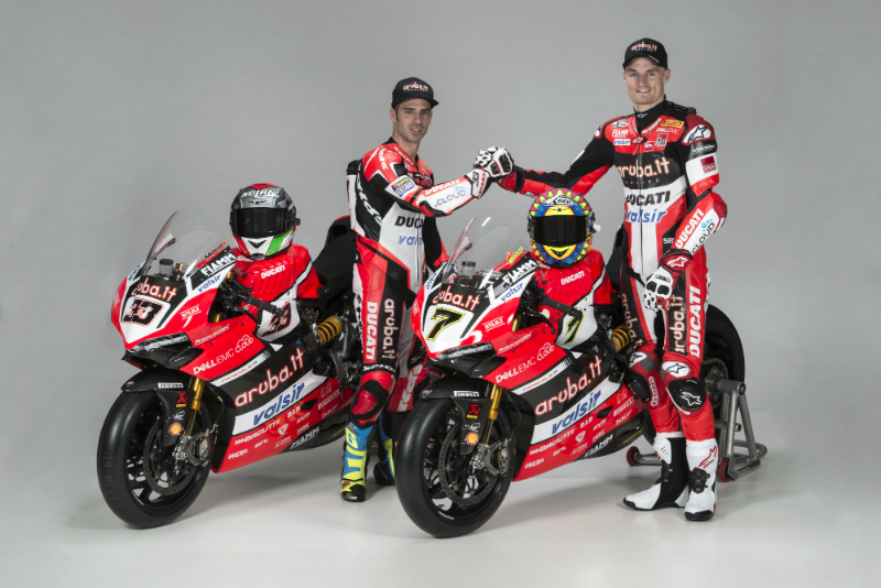 FOTOGALLERY Aruba.it Racing Ducati Superbike Team 2017 >