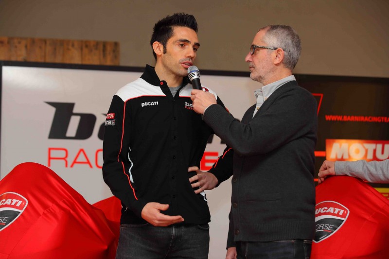 Team Barni presenta la Ducati V4 in configurazione gara>