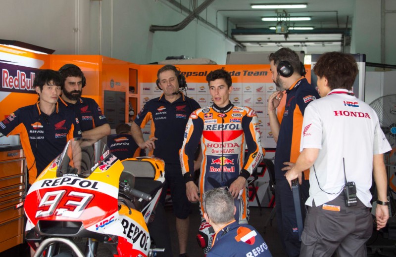 QATAR - MARCH 01: Marc Marquez of Spain and Repsol Honda Team speaks in the pit during the MotoGP Testing - Qatar at Losail Circuit on March 1
