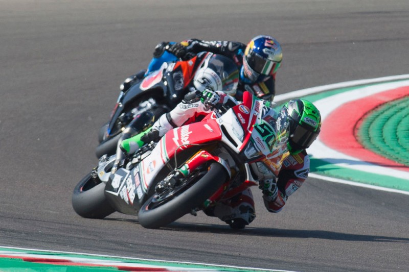 ITALY - MAY 11:  Eugene Laverty of Ireland and Milwaukee Aprilia heads down a straight during the  2018 Superbikes Italian Round on May 11