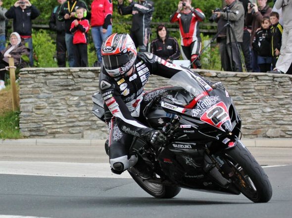 BSB: prima esperienza al Tourist Trophy per Joshua Brookes