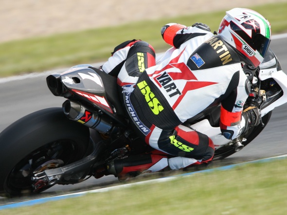 8h Oschersleben: vittoria YART Yamaha, podio per X-One