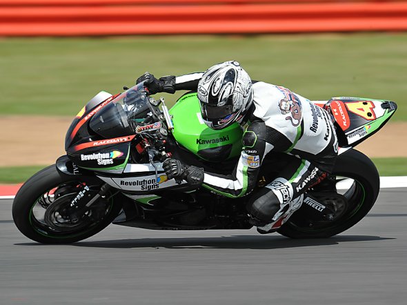 Superstock 600 Silverstone Gara: la prima di Joshua Day