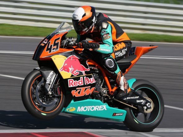 IDM Superbike: la KTM con Martin Bauer vicina alla conquista del titolo 2011