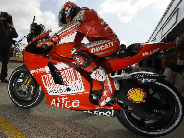 MotoGP Donington: Casey Stoner “Giornata difficile”