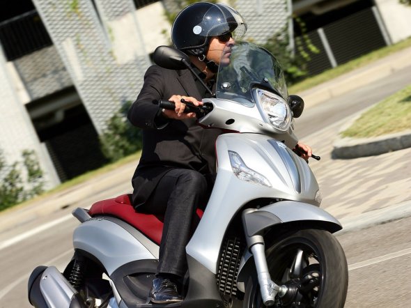 Piaggio Beverly Sport Touring 350