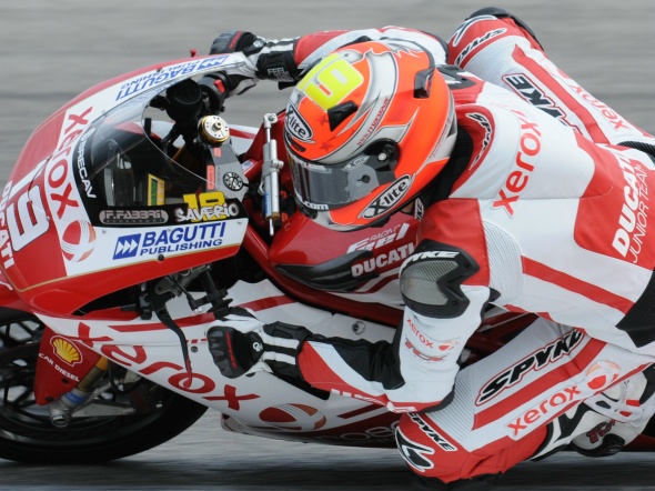Superstock 1000 Imola Prove Libere: Simeon in testa