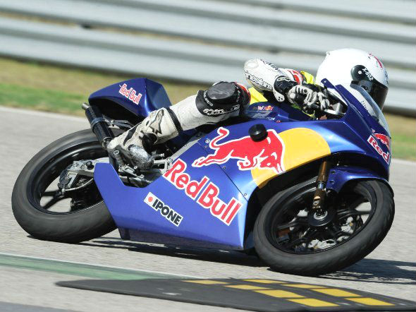 Red Bull Rookies Cup: selezioni 2014, il 31 agosto scade il termine d’iscrizione
