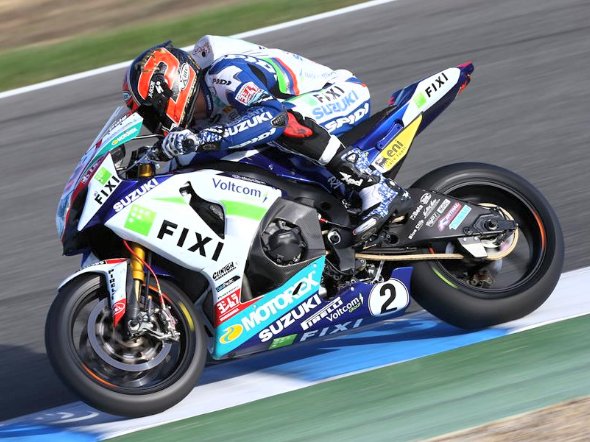 Superbike: ufficiale il divorzio tra Leon Camier e Crescent Suzuki