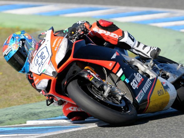 Superbike: Marco Melandri “Con la RSV4 veloce sul passo gara”