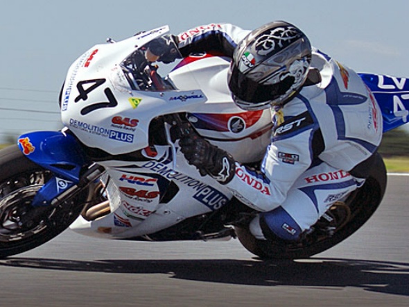 ASBK Phillip Island Gara 1: vince Maxwell, secondo Staring a sorpresa