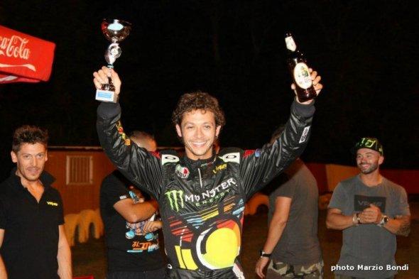 Valentino Rossi, Pasini e Iannone: a Cattolica sfida con i Go Kart!