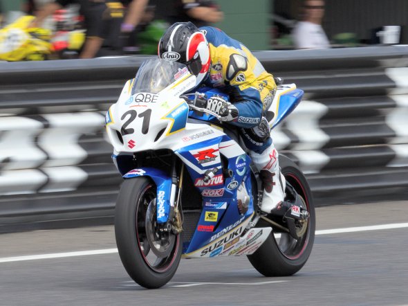 ASBK: la Suzuki si aggiudica in anticipo il titolo costruttori 2012