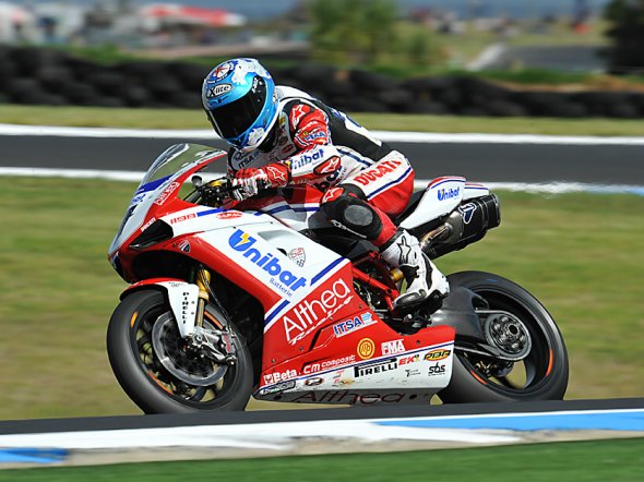 Superbike Phillip Island Prove Libere 2: Checa ancora davanti