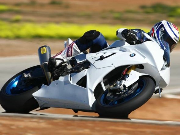 IDM Superbike: test a Cartagena per BMW Alpha Technik