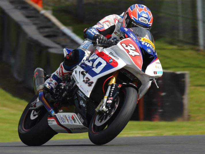 BSB: il ritorno di Alastair Seeley, con i colori della RAF in sella ad una BMW
