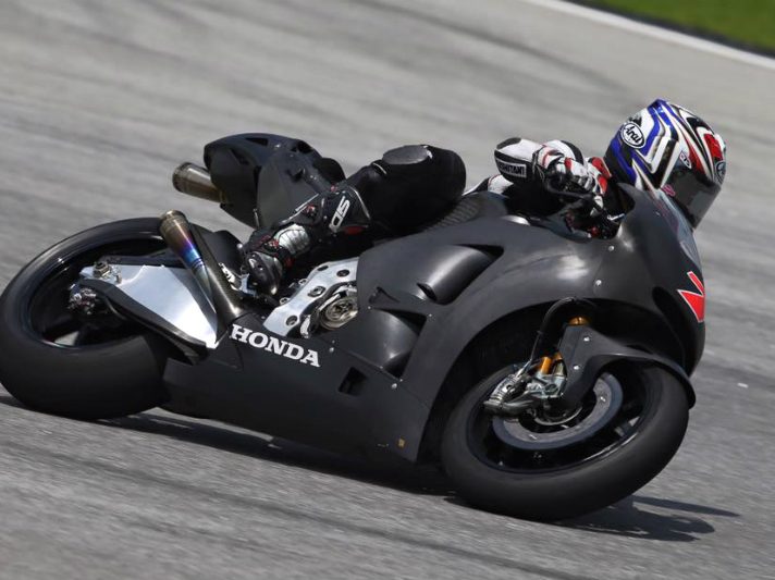 MotoGP: Aoyama e Takahashi con due specifiche di motore della RC213V 2016