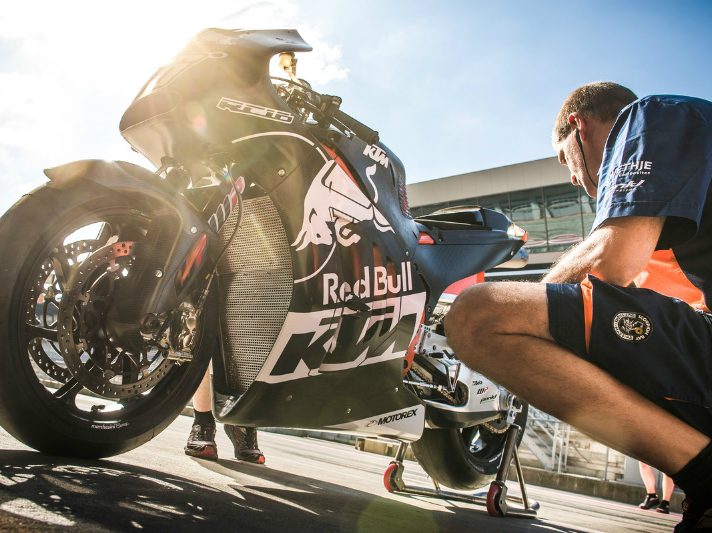 MotoGP: sabato la presentazione della KTM RC16