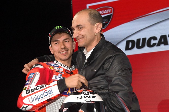 MotoGP: Claudio Domenicali giù duro “Marquez scorretto, va punito”
