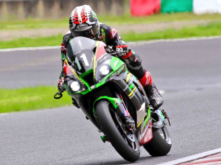 8h Suzuka: Yamaha vs Kawasaki, confronto tra Nakasuga e Rea