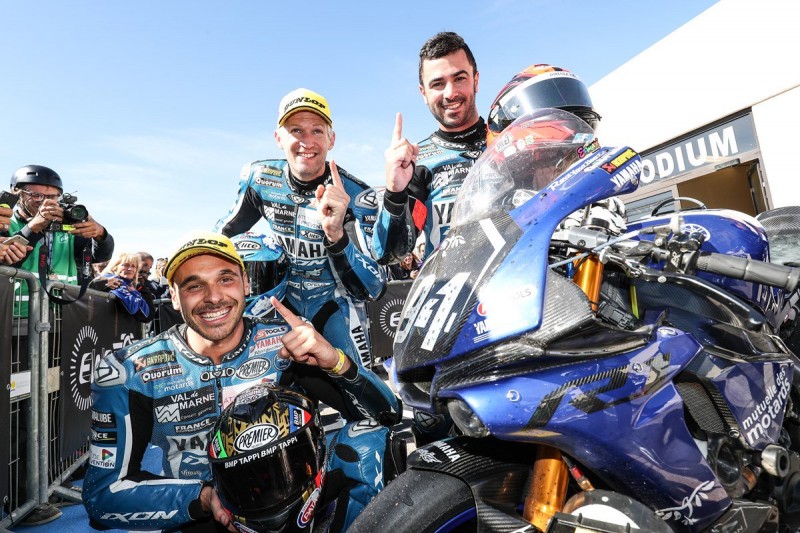 Niccolò Canepa, Mike Di Meglio e David Checa l'equipaggio di Yamaha GMT94 vittorioso nel Bol d'Or a Le Castellet, 17 settembre 2017