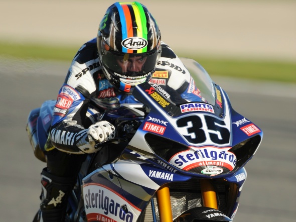 Superbike: Cal Crutchlow sempre più a suo agio con la R1
