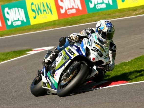 BSB Cadwell Park Qualifiche: terza pole di fila per Tommy Hill