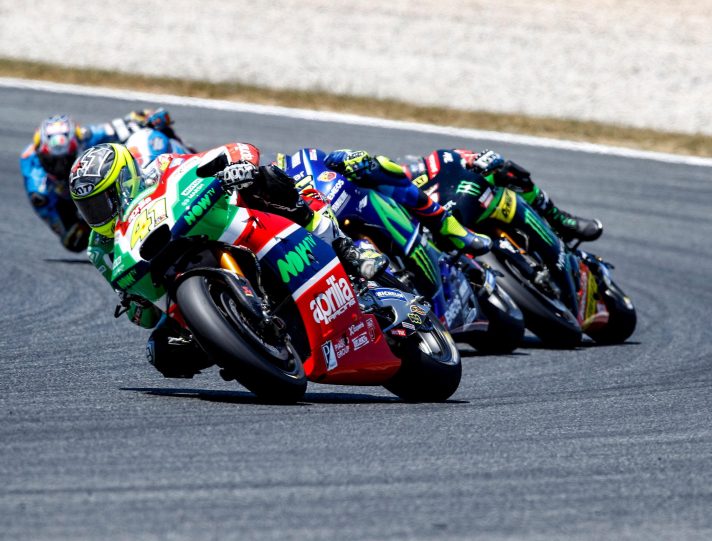 MotoGP Catalunya L’Aprilia RS-GP va forte ma rompe Aleix infuriato