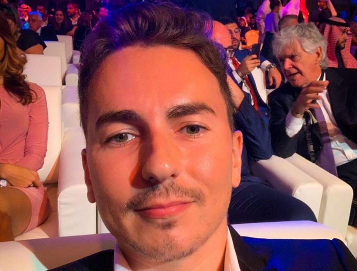 Jorge Lorenzo ai Globe Soccer per premiare Jorge Mendes Jorge Lorenzo