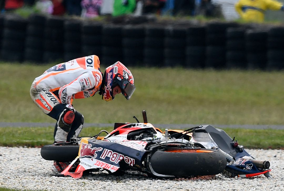 MotoGP, Marc Marquez cade a Phillip Island 2016