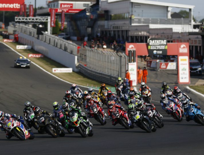 Il British Superbike fa tappa a Snetterton: Round 2 di fuoco British Superbike