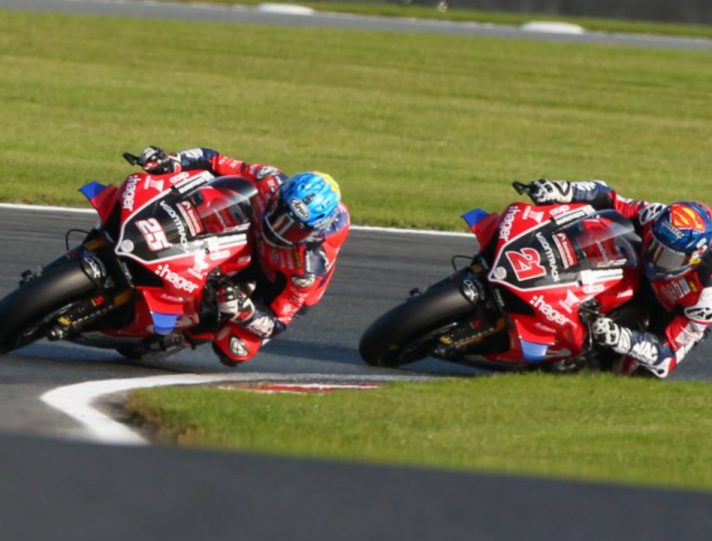 BSB Oulton Park Gara 3: Brookes vince per la riscossa Ducati Oulton