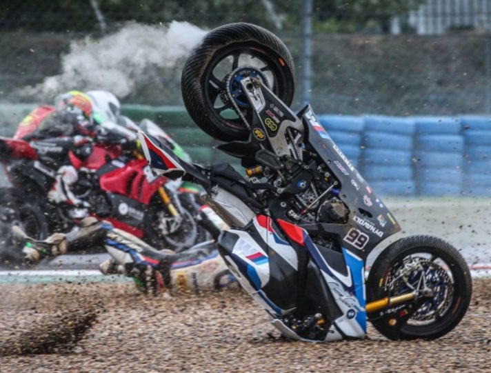 Superbike, BMW infuriata “Perchè non hanno punito Garrett Gerloff?” Superbike, BMW