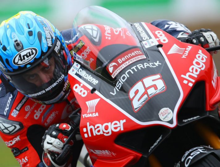 BSB Brands Hatch Gara 2: Josh Brookes vince, titolo ancora in palio Brands Hatch