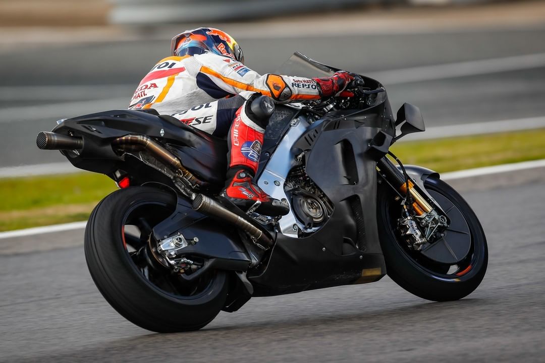 MotoGP, Stefan Bradl con la RC213V 2021