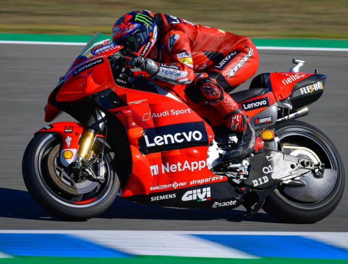MotoGP, Bagnaia: “Pressione da team factory? Aiuta a stare concentrato” bagnaia motogp