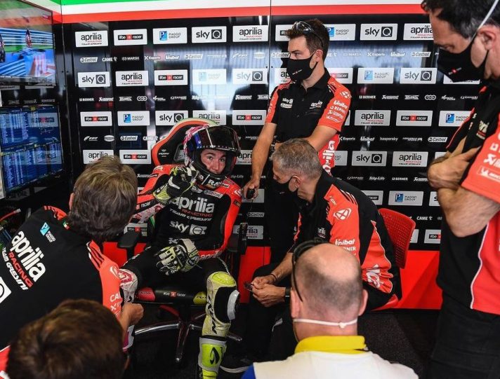 MotoGP, Aleix Espargaro nel box Aprilia
