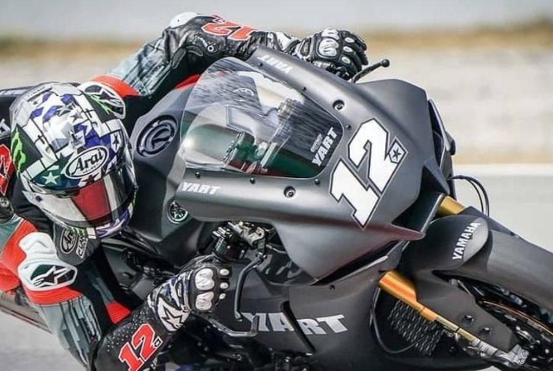 MotoGP, YART vende la Yamaha at Maverick Vinales thumbnail