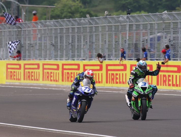Supersport, Gara 1 Mandalika: la prima di De Rosa in una corsa pazza Supersport Mandalika