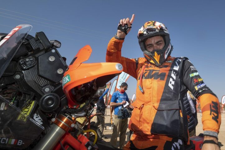 Il consiglio di Danilo Petrucci: “Piloti MotoGP, provate la Dakar!” Danilo Petrucci KTM Dakar