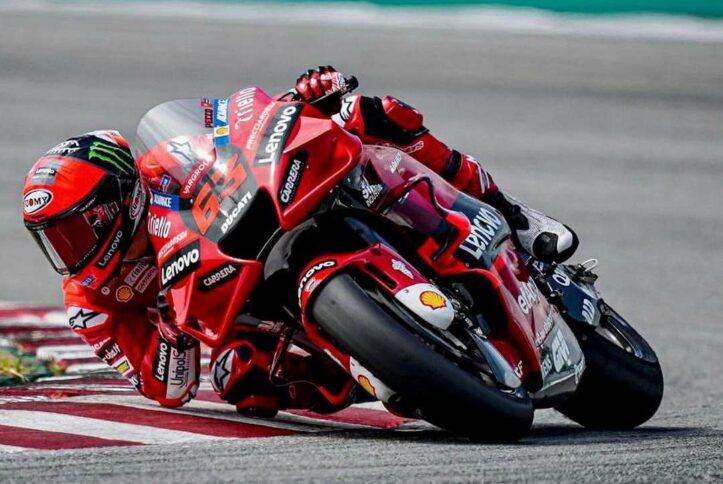 MotoGP, Ducati studia l’holeshot 3.0: l’ultima evoluzione dell’abbassatore MotoGP, Pecco Bagnaia Test Sepang 2022 (1)