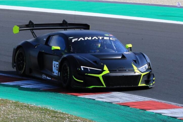 Valentino Rossi, test privato con l’Audi R8 a Misano: le prime immagini Valentino Rossi