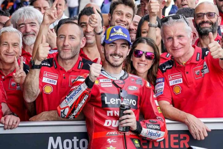 MotoGP, Ducati: “Quartararo davanti, rendiamogli la vita difficile” MotoGP, Pecco Bagnaia