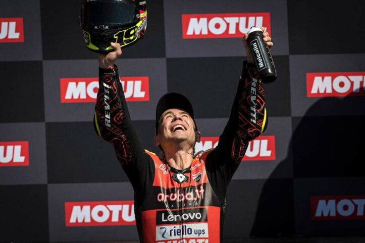Superbike, Bautista rinnova con Ducati: “Possiamo solo andare avanti” Superbike, Alvaro Bautista