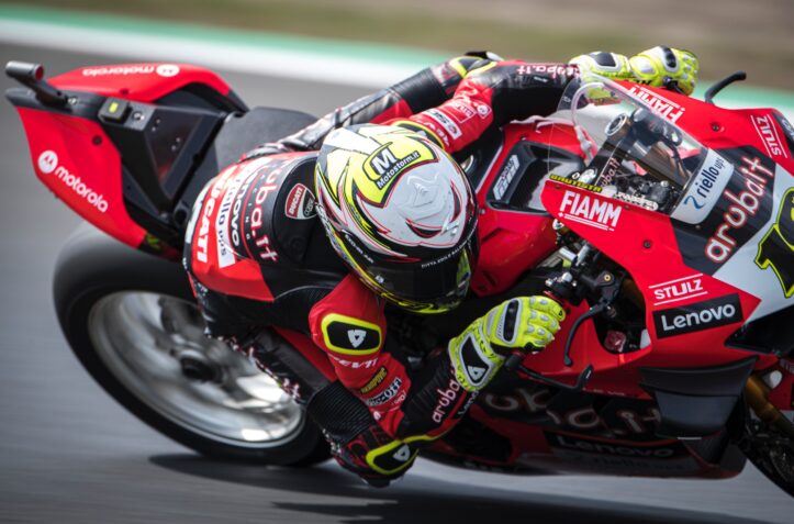 Superbike Most: Alvaro Bautista si prende gara 1, la Ducati è perfetta Alvaro Bautista, Superbike