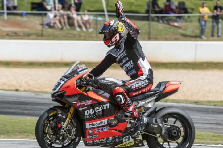 Danilo Petrucci torna alla vittoria in Gara 2 del MotoAmerica a Brainerd