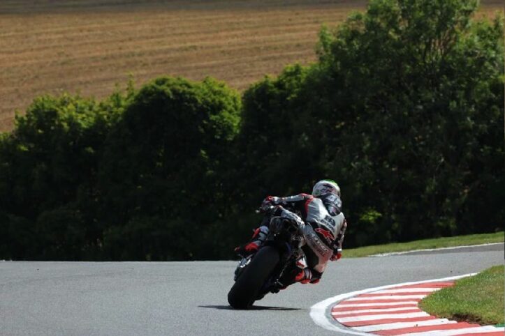 Bridewell al top in vista della Superpole (vecchio stile) del British Superbike