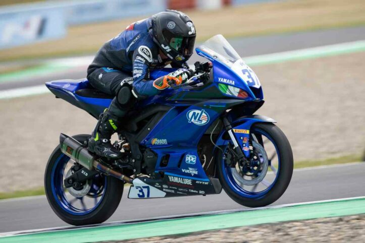 Andrea Pizzoli, bruttissima caduta a Magny-Cours: le condizioni del pilota Andrea Pizzoli Yamaha R3 bLU cRU European Cup
