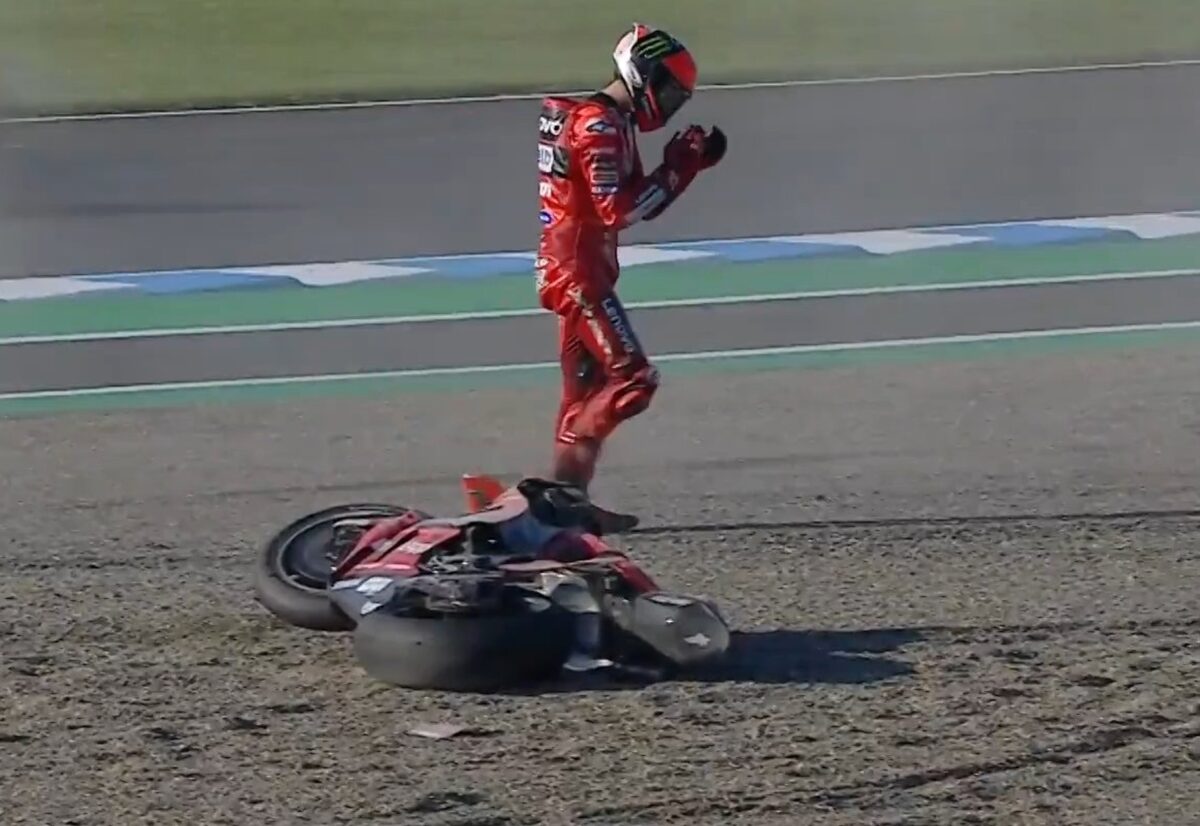 VIDEO MotoGP Motegi: Highlights, ecco l’errore di Pecco Bagnaia nel giro finale Pecco Bagnaia, Ducati